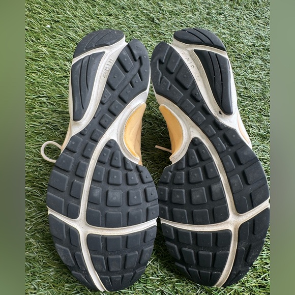 Nike Air Presto Women’s size 7 Peach - Picture 4 of 5